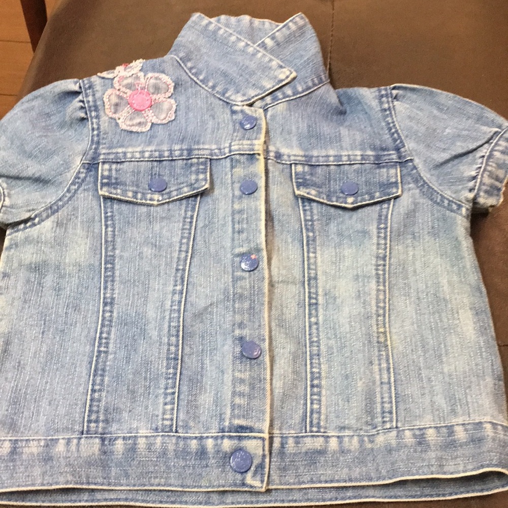 Little girls top